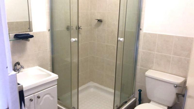 To Let 2 Bedroom Property for Rent in Fish Hoek Western Cape